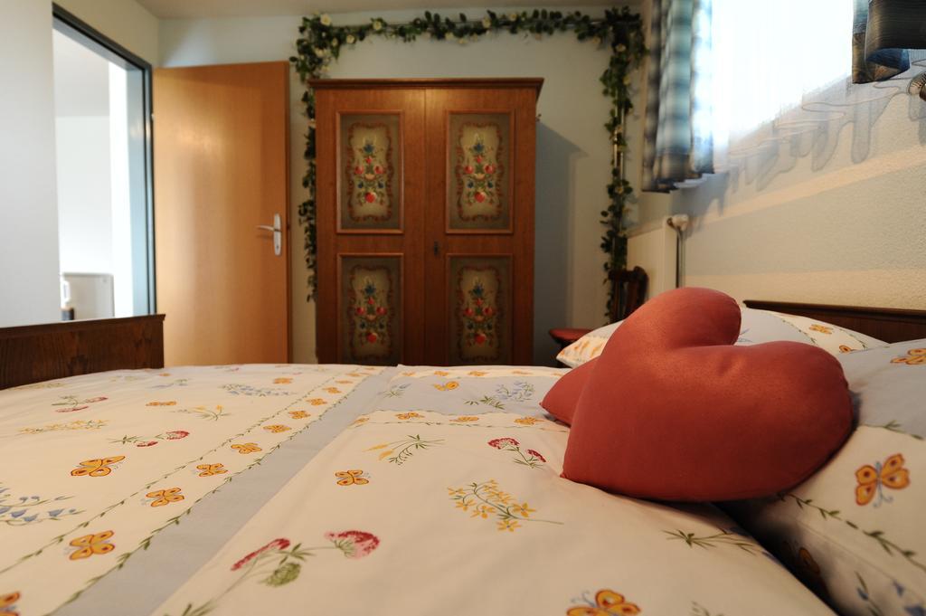 Fruehstueckspension Lach Bed and Breakfast Eberndorf Δωμάτιο φωτογραφία